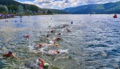 Lorica Lake, tre giorni di gara di fondo in acque libere per un evento straordinario